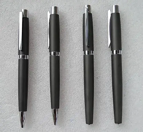Best 8 creative ideas for using promotional ballpoint pens.